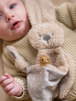 Nattou comforting bunny sleep blanket, teddy sand