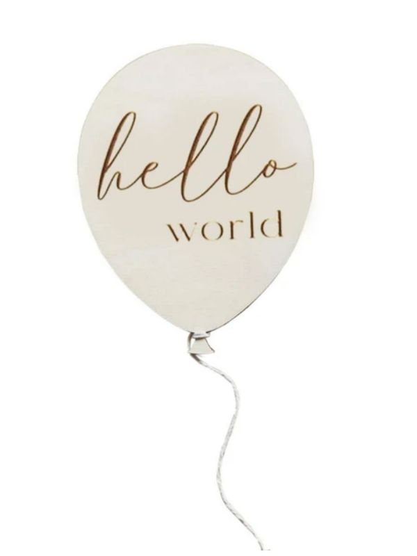 Wooden text balloon, Hello world